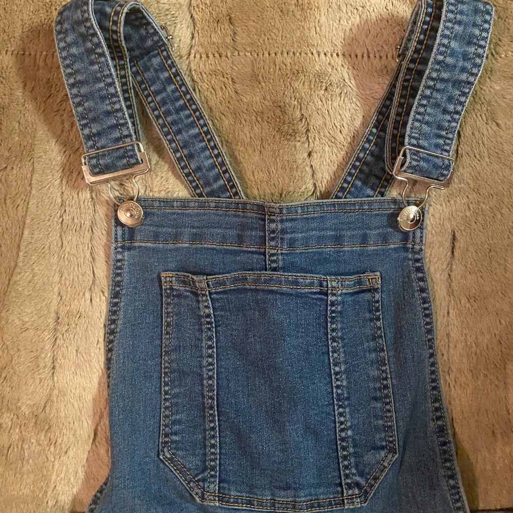 🆕 H&M  - Jeans Romper 🍁🍁 - Picture 2 of 12